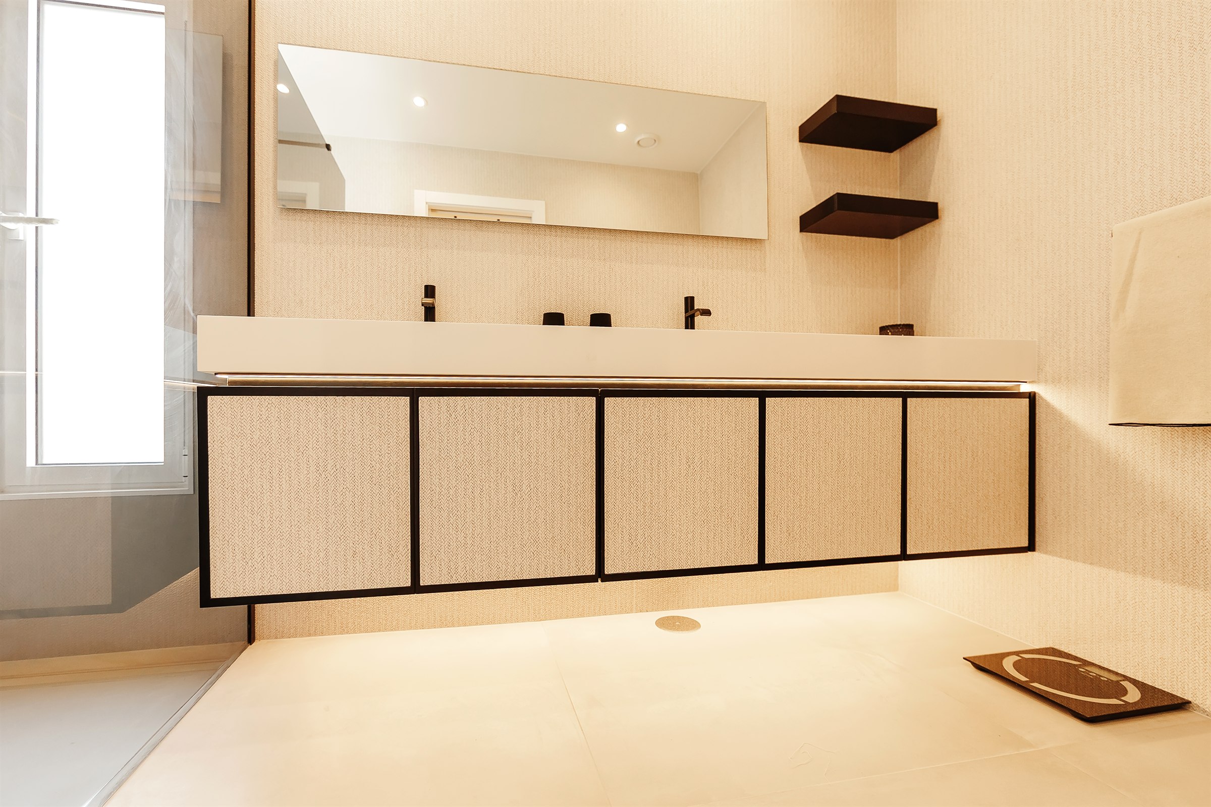 Moradia contemporânea com piscina na Aroeira, imagem 8