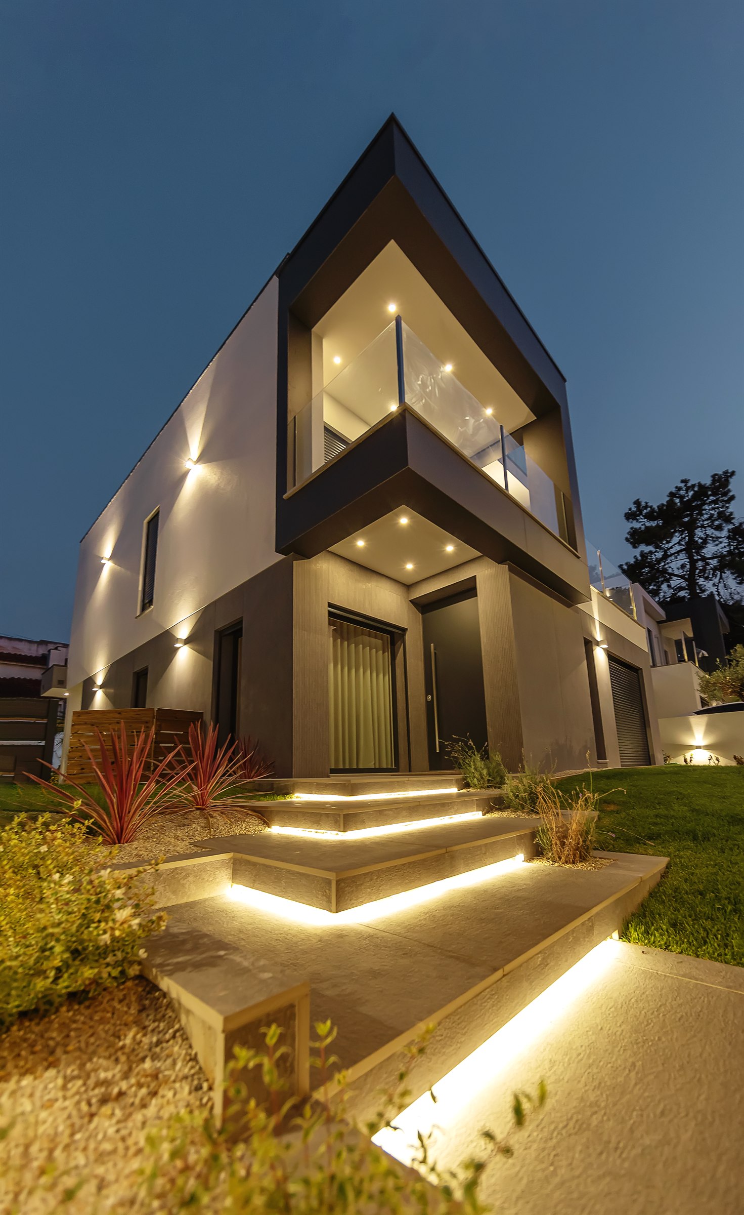 Moradia contemporânea com piscina na Aroeira, imagem 13
